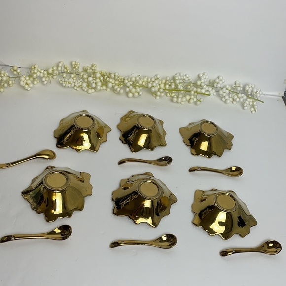 Dream Collection Dessert/Appetizer Oyster Dish with Spoons Set 6 - Picture 8 of 16
